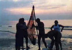 Krabbenfang am Fkk-Strand
